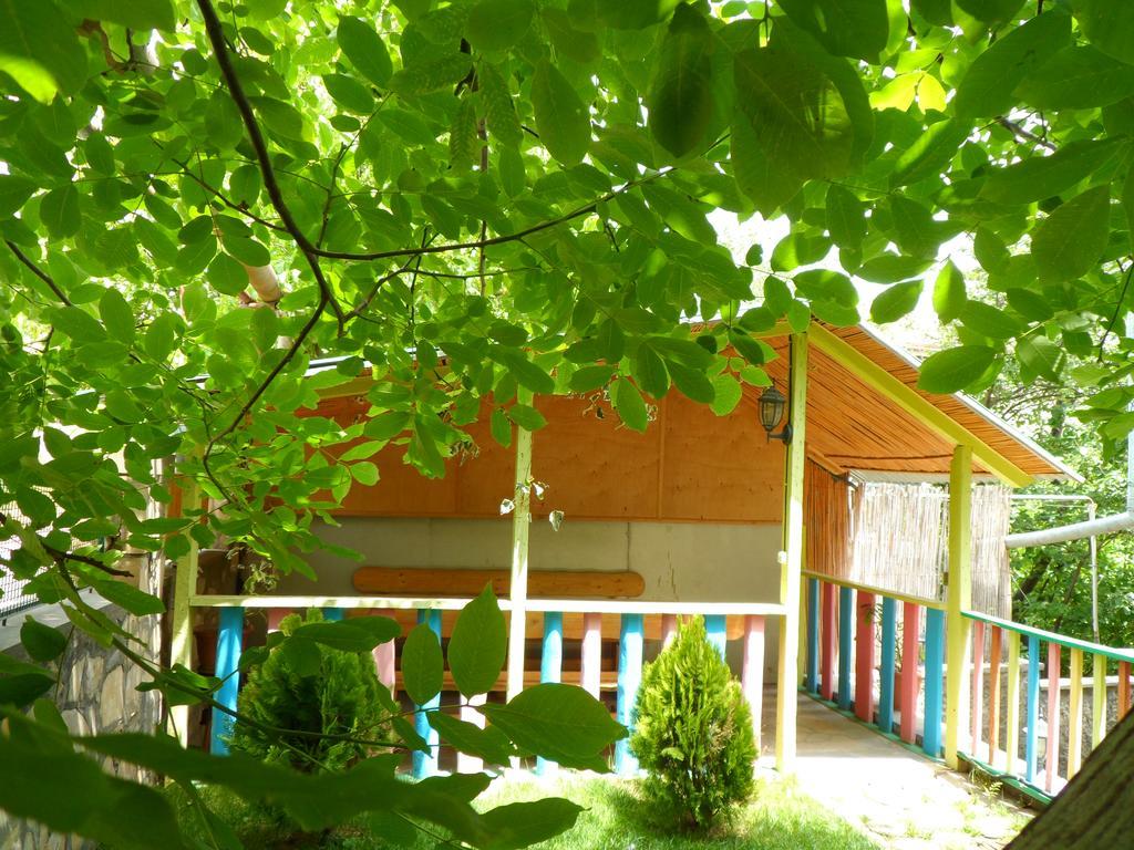 Guest House Nataly Yeghegnadzor Exterior photo