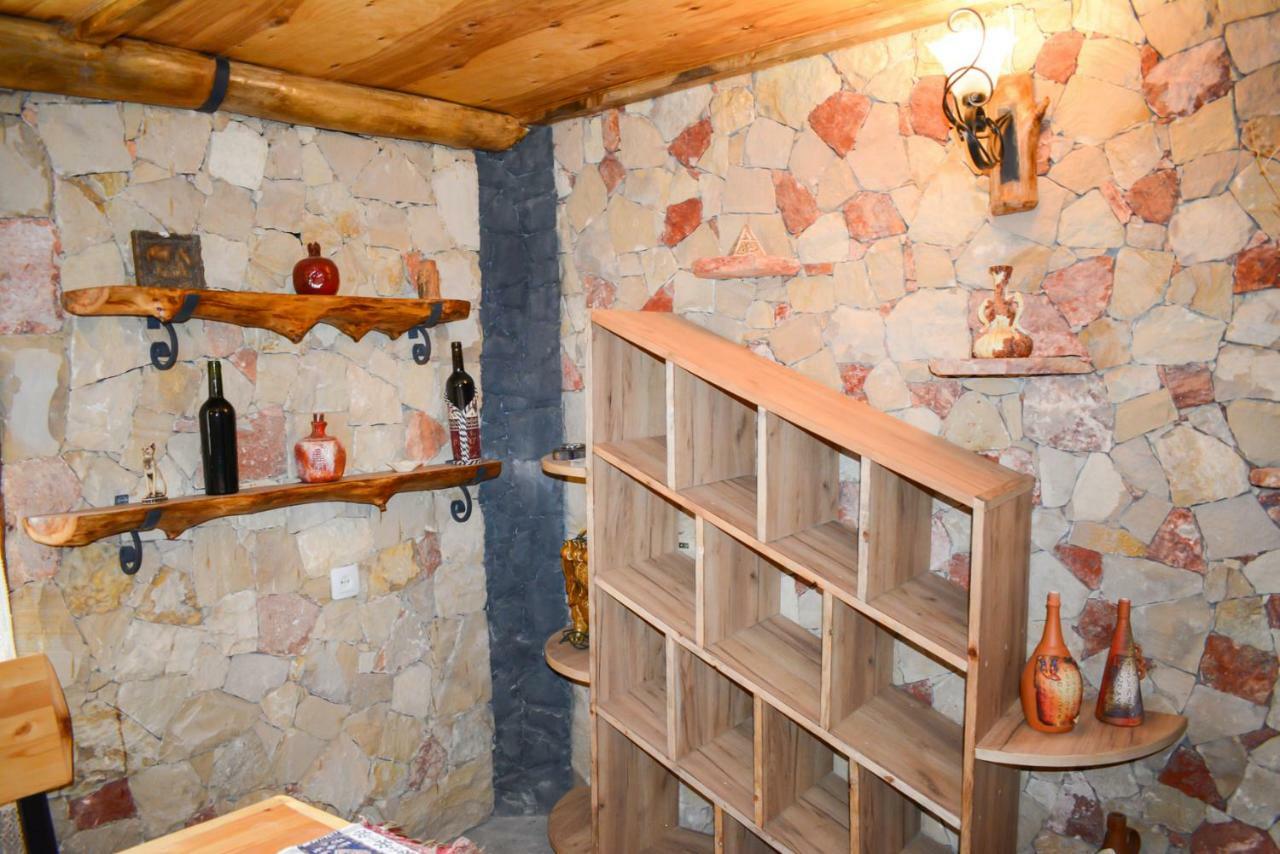 Guest House Nataly Yeghegnadzor Exterior photo