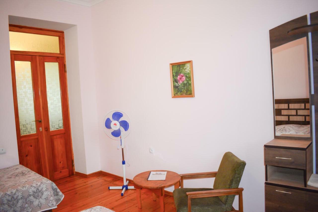 Guest House Nataly Yeghegnadzor Exterior photo