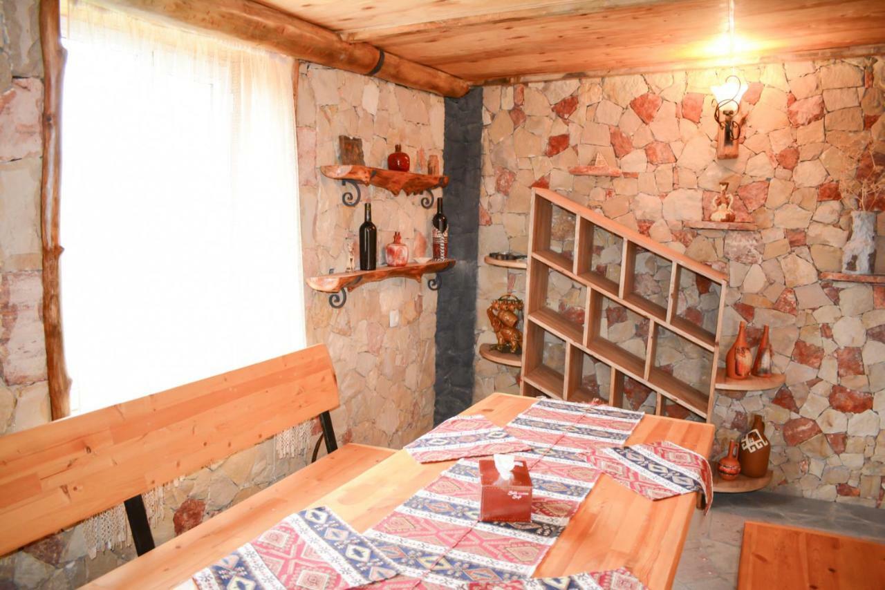 Guest House Nataly Yeghegnadzor Exterior photo