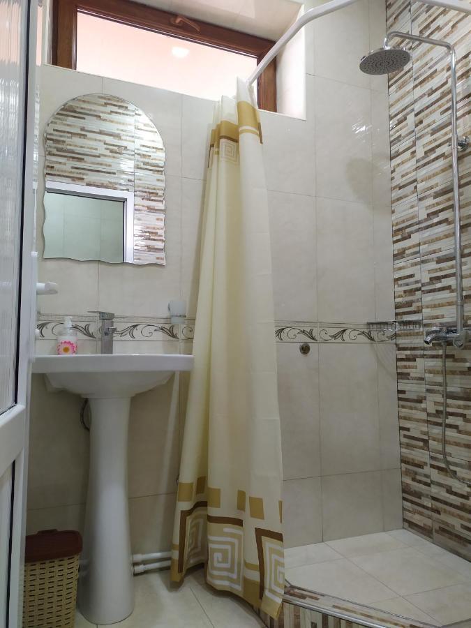 Guest House Nataly Yeghegnadzor Exterior photo